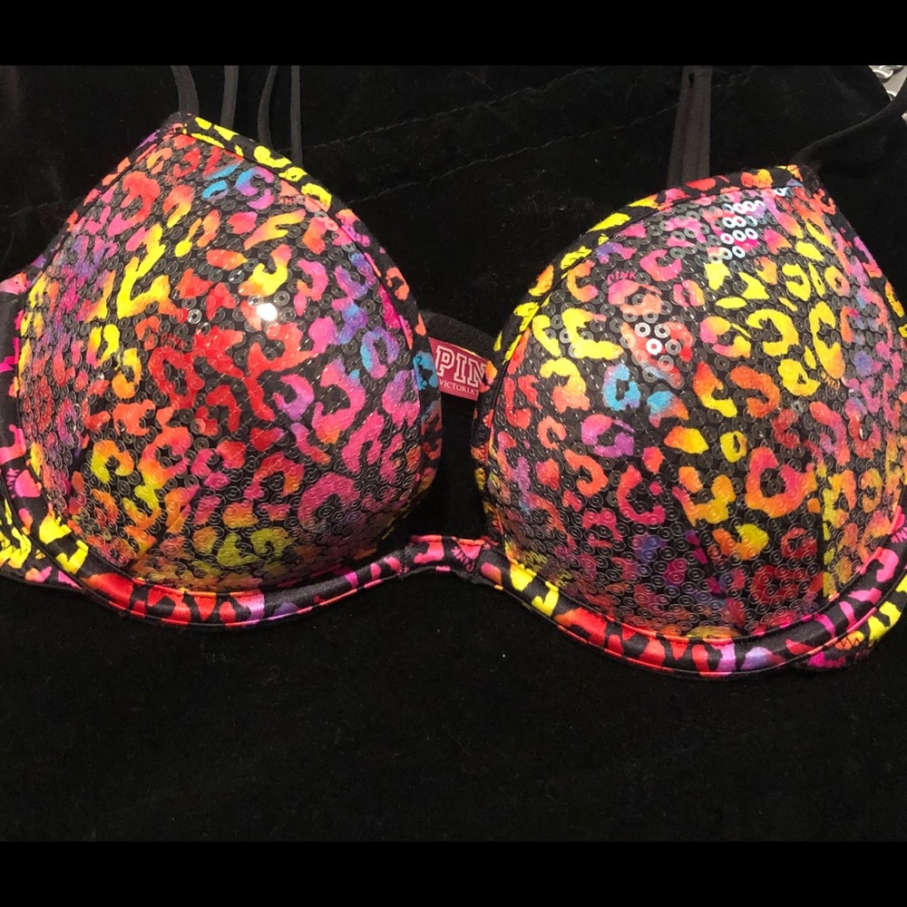 PINK Victoria Secrets bra